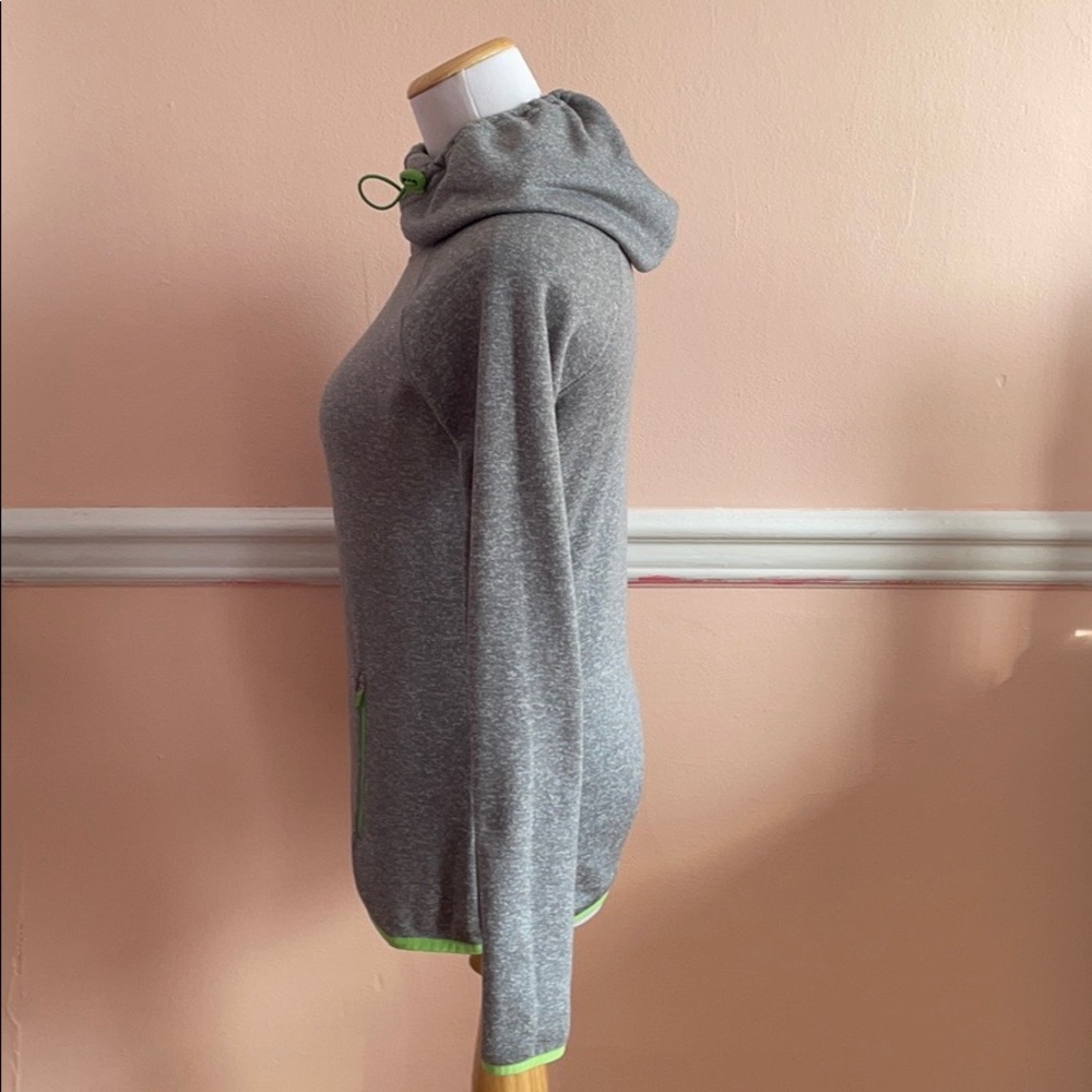Athletic sweater - Picture 2 of 5